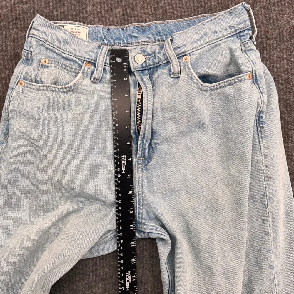 Gap‎ Denim Mom Jean High Rise Light Wash Tapered Leg Womens 6P 28 Petite